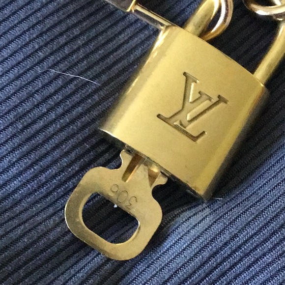 Authentic Louis Vuitton Pad Lock Lock & Key - Picture 2 of 9